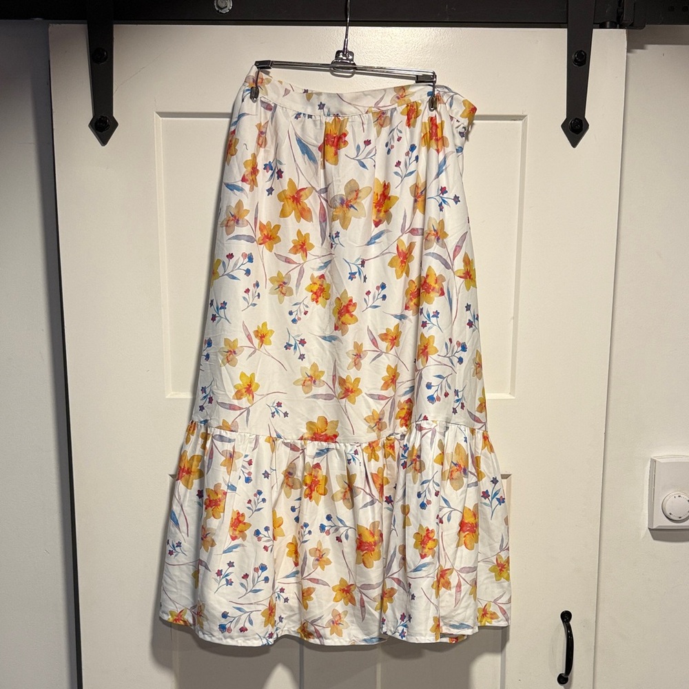 French connection Floral White Skirt
